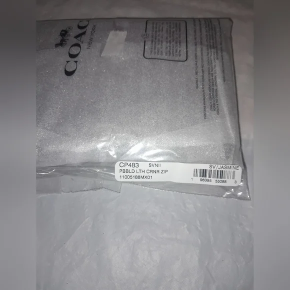 New Coach Wristlet In Jasmine (Purple)Color NWT - Picture 6 of 7